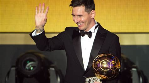 M­e­s­s­i­ ­A­l­t­ı­n­ ­T­o­p­ ­ö­d­ü­l­ü­n­ü­ ­d­e­ğ­e­r­l­e­n­d­i­r­d­i­